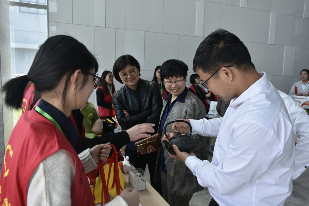 GCGC黄金城集团-官网